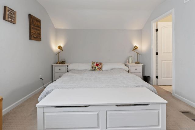 976 Dimarino St, San Diego, CA 92114