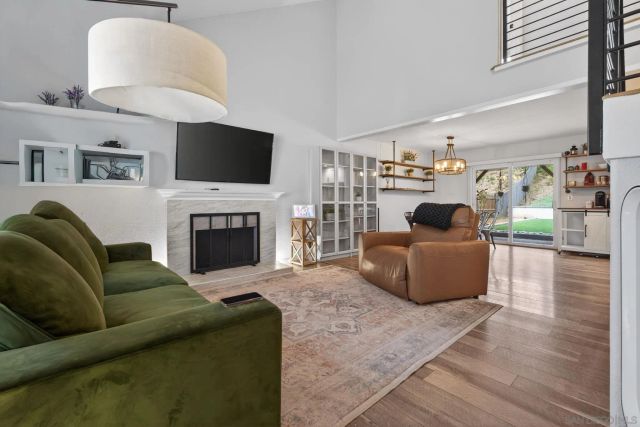 976 Dimarino St, San Diego, CA 92114