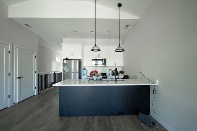 321 S Washtenaw Avenue, Chicago, IL 60612