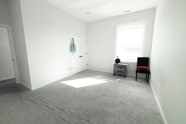 321 S Washtenaw Avenue, Chicago, IL 60612