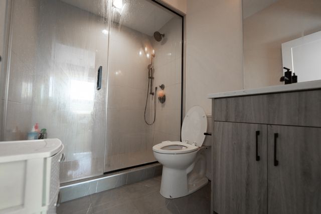321 S Washtenaw Avenue, Chicago, IL 60612