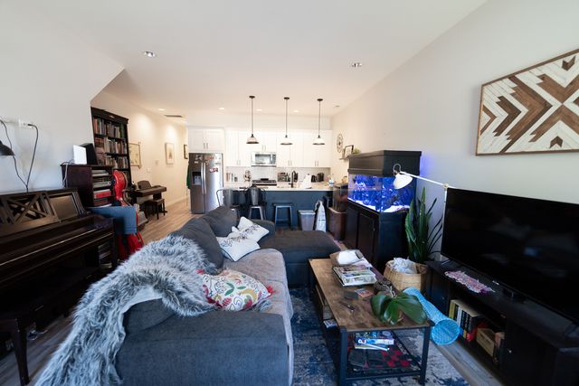 321 S Washtenaw Avenue, Chicago, IL 60612