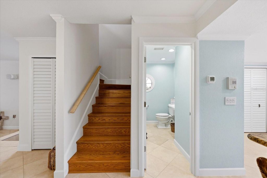 Image 22 of property listing at 501 SANDY HOOK ROAD, Treasure Island, FL 33706