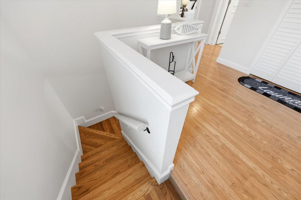 Image 23 of property listing at 501 SANDY HOOK ROAD, Treasure Island, FL 33706