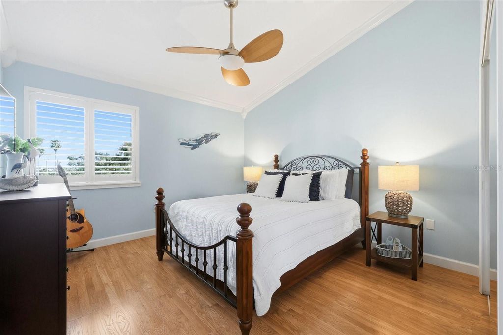 Image 33 of property listing at 501 SANDY HOOK ROAD, Treasure Island, FL 33706