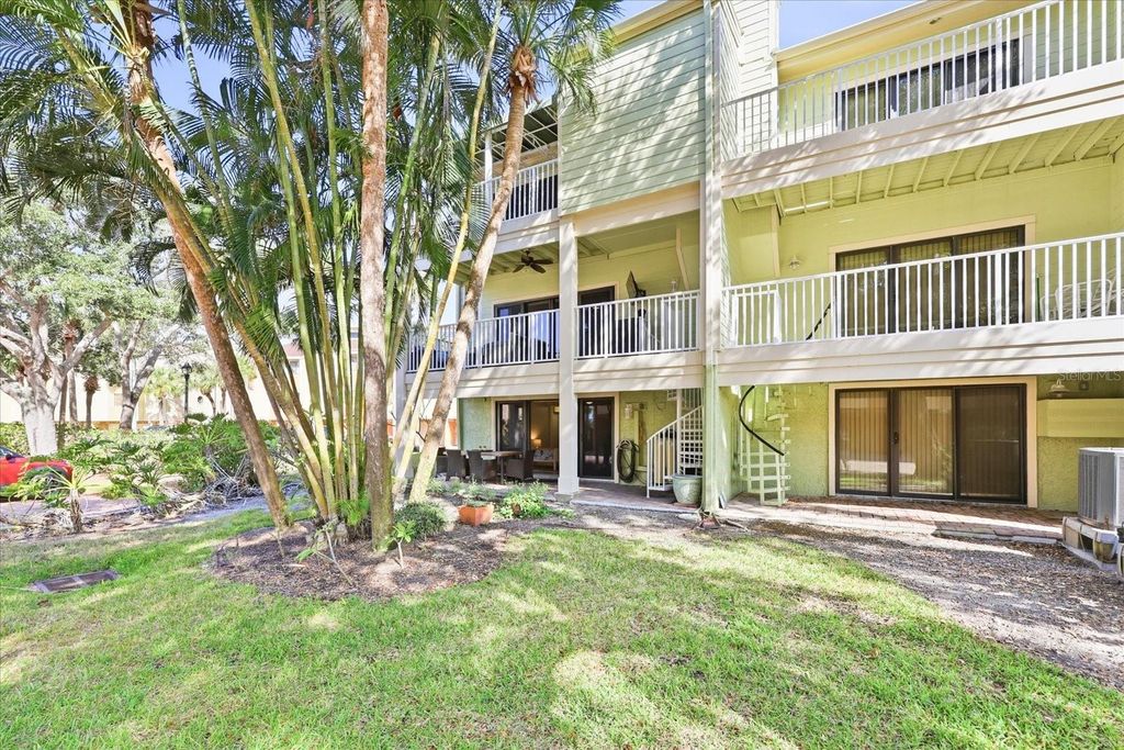 Image 60 of property listing at 501 SANDY HOOK ROAD, Treasure Island, FL 33706