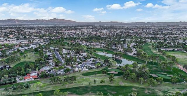 2136 Mohigan Way, Las Vegas, NV 89169