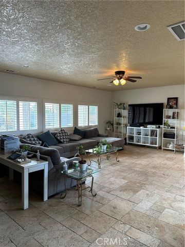 11238 Lindsay Lane, Apple Valley, CA 92308