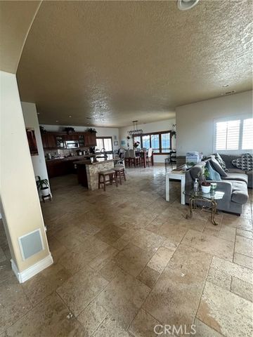 11238 Lindsay Lane, Apple Valley, CA 92308