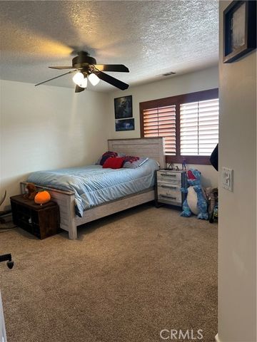 11238 Lindsay Lane, Apple Valley, CA 92308