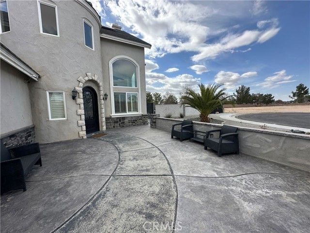 11238 Lindsay Lane, Apple Valley, CA 92308