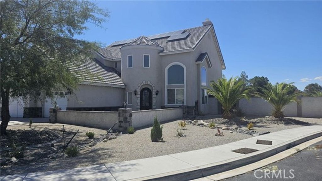 11238 Lindsay Lane, Apple Valley, CA 92308