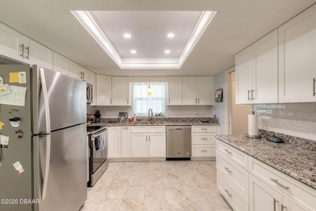 1424 Mollie Road, Daytona Beach, FL 32114