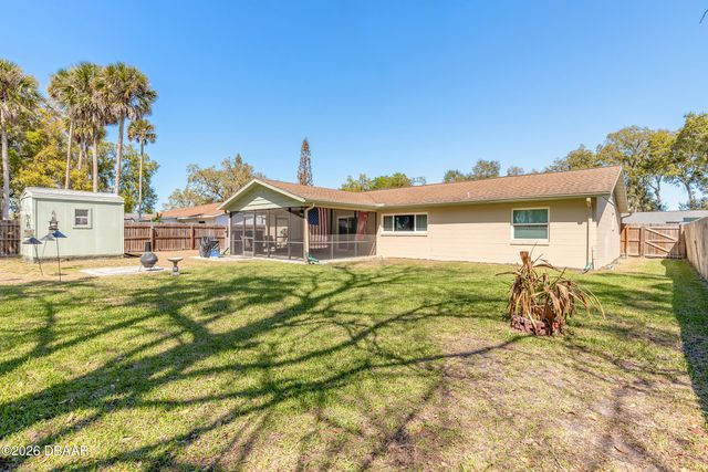 1424 Mollie Road, Daytona Beach, FL 32114