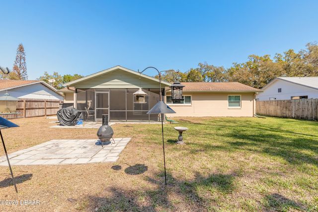 1424 Mollie Road, Daytona Beach, FL 32114