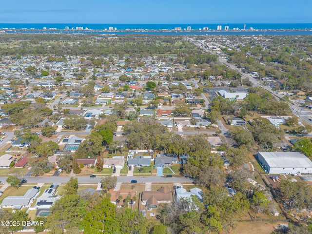 1424 Mollie Road, Daytona Beach, FL 32114