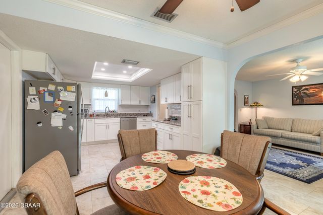 1424 Mollie Road, Daytona Beach, FL 32114