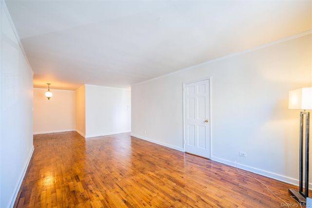 8420 51st Avenue 1B, Elmhurst, NY 11373