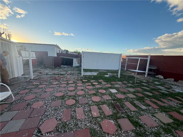 140 Safari Drive, Needles, CA 92363