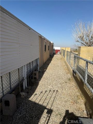 140 Safari Drive, Needles, CA 92363