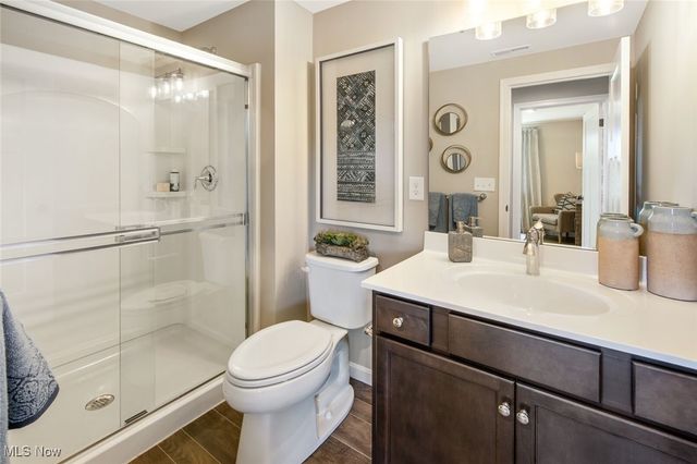 10776 Winding Creek Chase, Columbia Station, OH 44028