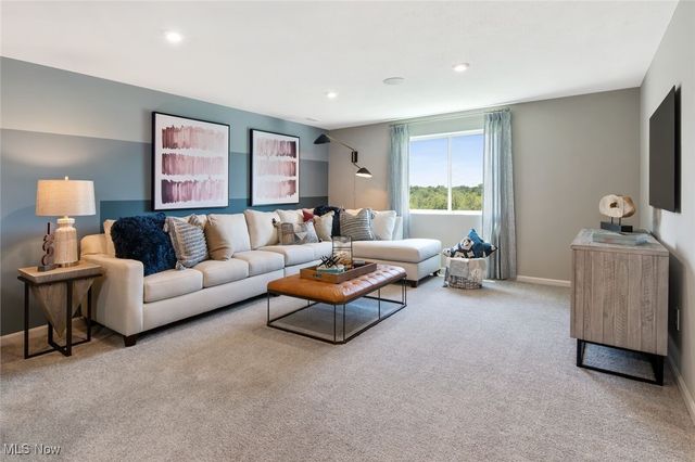 10776 Winding Creek Chase, Columbia Station, OH 44028