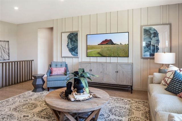 10776 Winding Creek Chase, Columbia Station, OH 44028