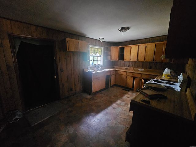 6115 Pointview Road, Benton, AR 72019