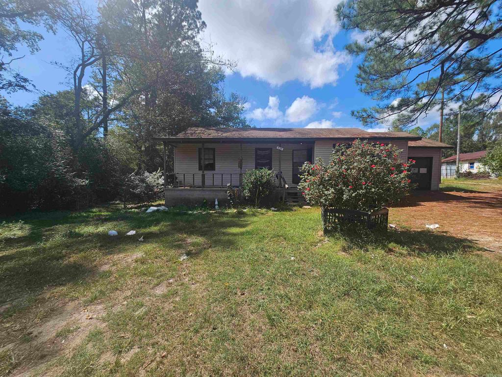 6115 Pointview Road, Benton, AR 72019