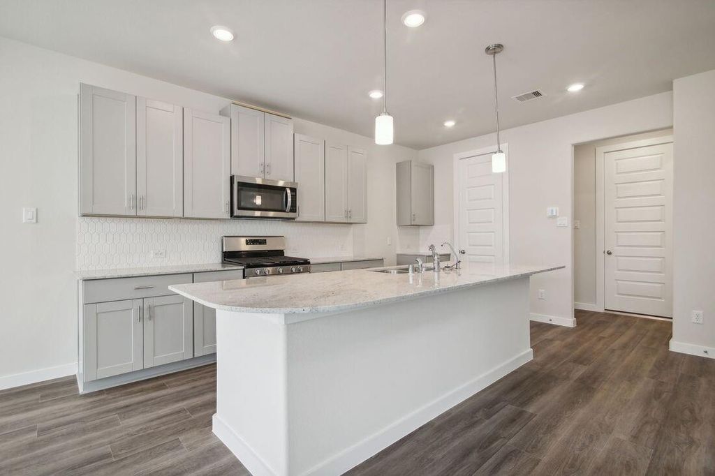 6324 Sapphire Ocean Drive, Houston, TX 77092