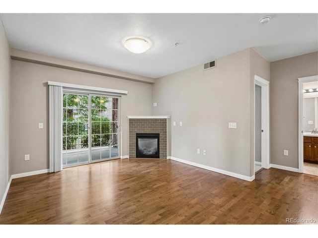 1044 Rockhurst Dr 102, Highlands Ranch, CO 80129