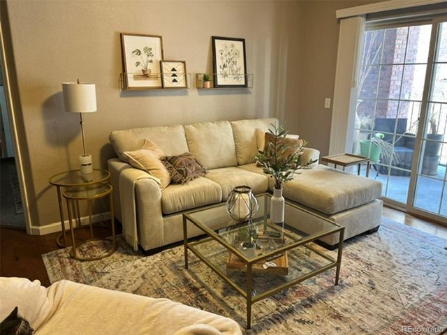 1044 Rockhurst Dr 102, Highlands Ranch, CO 80129