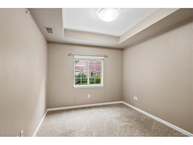 1044 Rockhurst Dr 102, Highlands Ranch, CO 80129