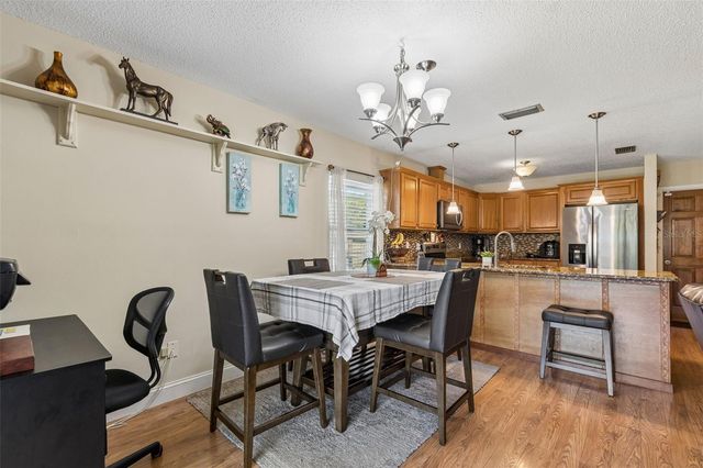 14827 OAK VINE DRIVE, Lutz, FL 33559