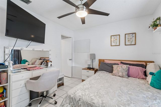 14827 OAK VINE DRIVE, Lutz, FL 33559