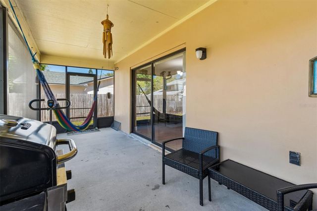 14827 OAK VINE DRIVE, Lutz, FL 33559