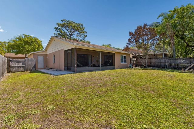 14827 OAK VINE DRIVE, Lutz, FL 33559