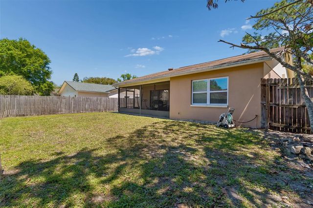 14827 OAK VINE DRIVE, Lutz, FL 33559