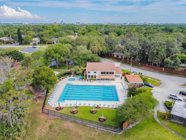 14827 OAK VINE DRIVE, Lutz, FL 33559