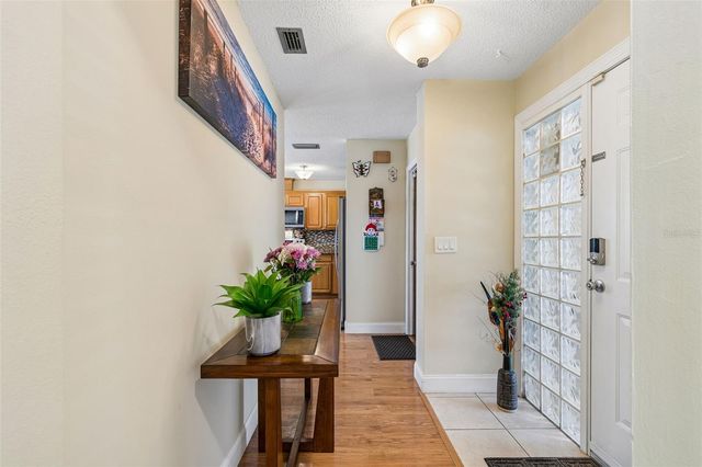 14827 OAK VINE DRIVE, Lutz, FL 33559