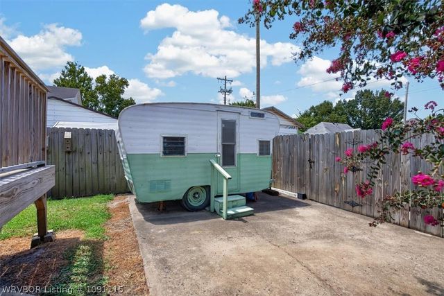 515 N 20th Street, Fort Smith, AR 72901