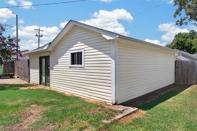 515 N 20th Street, Fort Smith, AR 72901