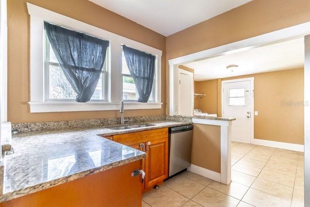 919 W PLYMOUTH STREET, Tampa, FL 33603