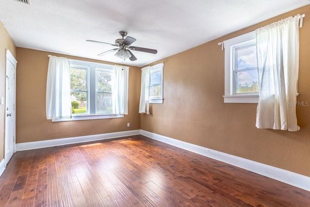 919 W PLYMOUTH STREET, Tampa, FL 33603