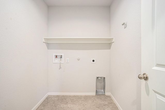 704 Christopher Drive, Cleburne, TX 76033