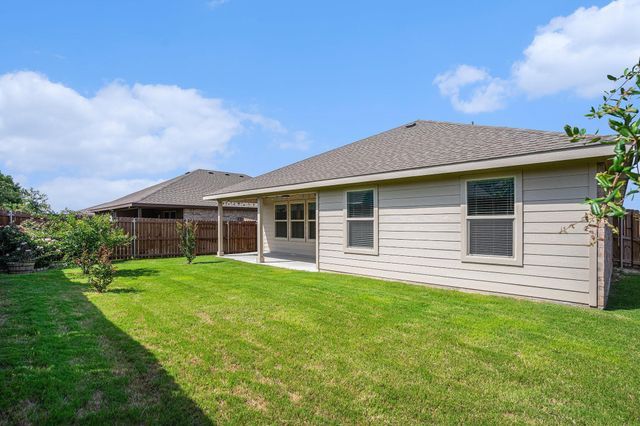 704 Christopher Drive, Cleburne, TX 76033