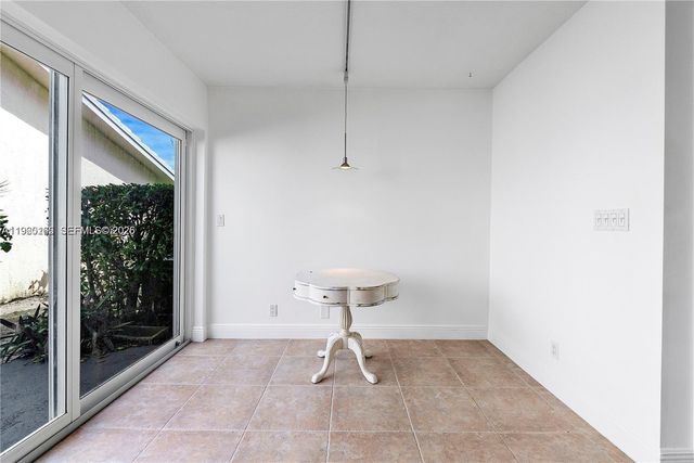 5667 N Cameo Dr N, Boca Raton, FL 33433