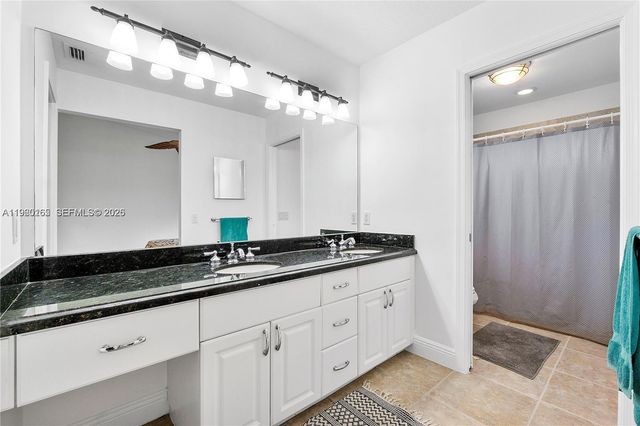 5667 N Cameo Dr N, Boca Raton, FL 33433