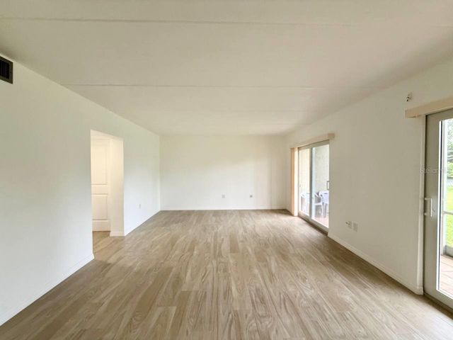 8801 BAY POINTE DRIVE 102, Tampa, FL 33615