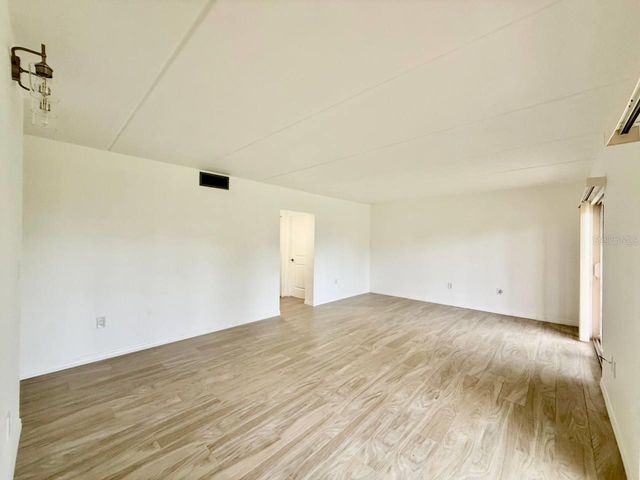8801 BAY POINTE DRIVE 102, Tampa, FL 33615